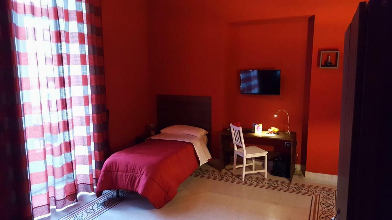 Holiday Naples Art Rooms 외부 사진