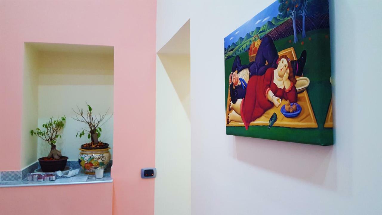 Holiday Naples Art Rooms 외부 사진