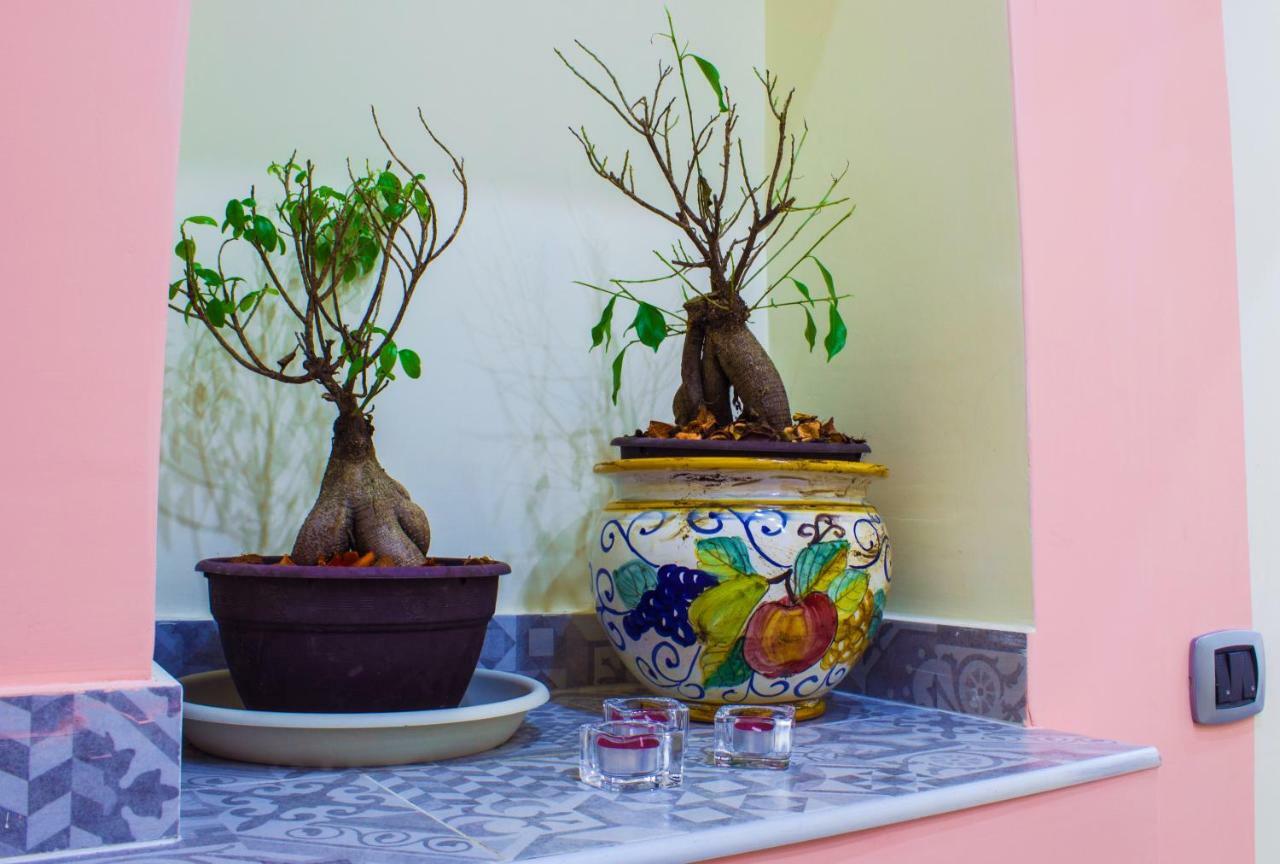 Holiday Naples Art Rooms 외부 사진